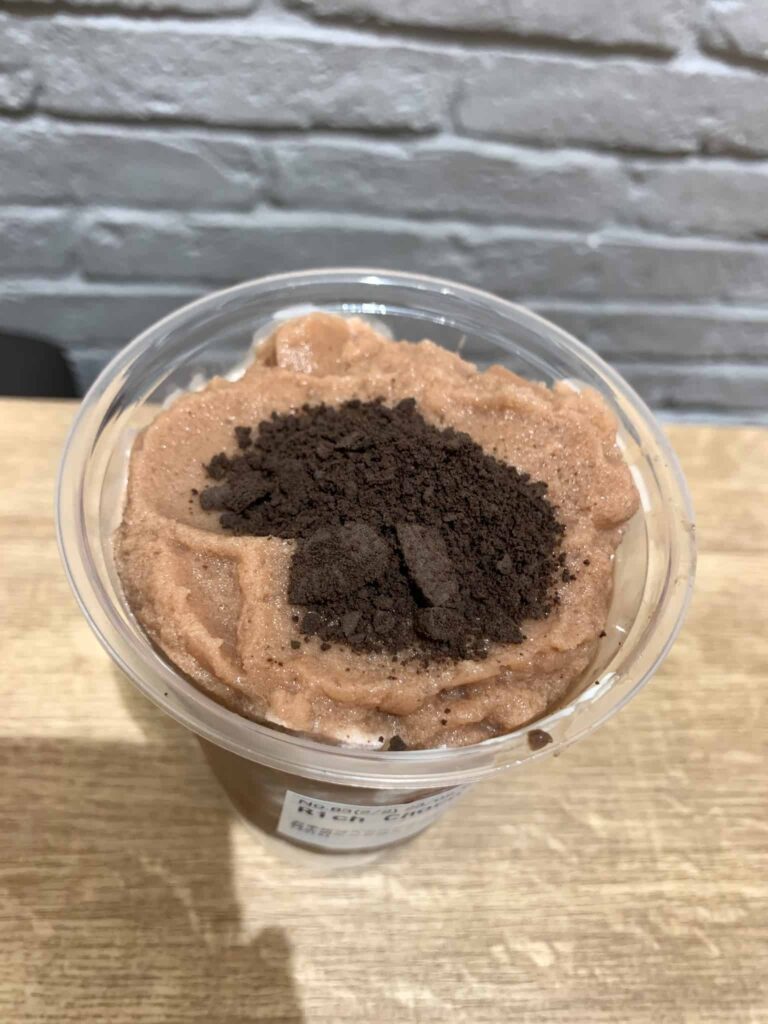 濃厚チョコレートフローズンココアクッキークランチ