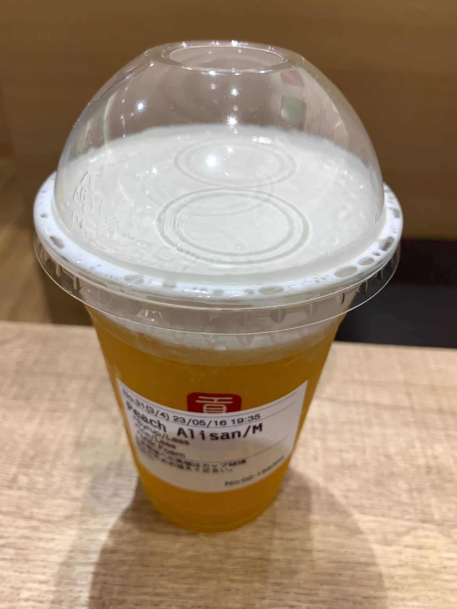 【ゴンチャ】ピーチ阿里山ティーエードのおすすめカスタムを紹介！カロリーや値段も ゴンチャマニア