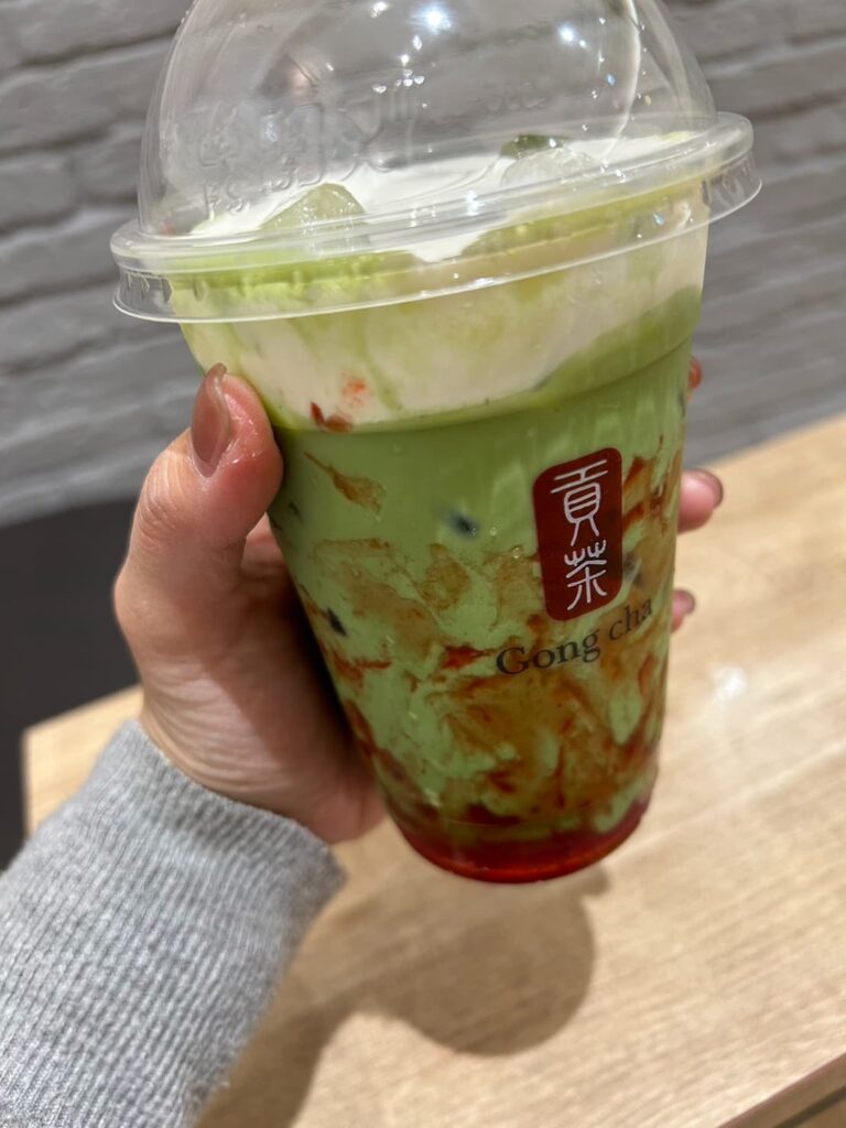 メリーストロベリー抹茶ミルクティー 底面