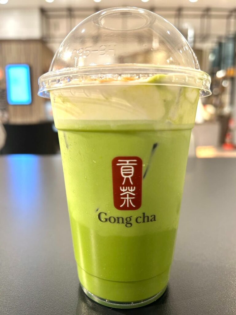 一番摘み抹茶　サクサククレープ ミルクティー正面