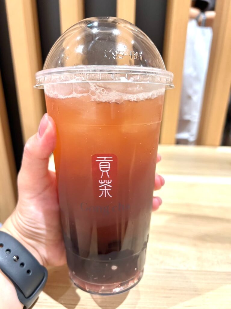 あふれる巨峰 スパークリングティー手持ち