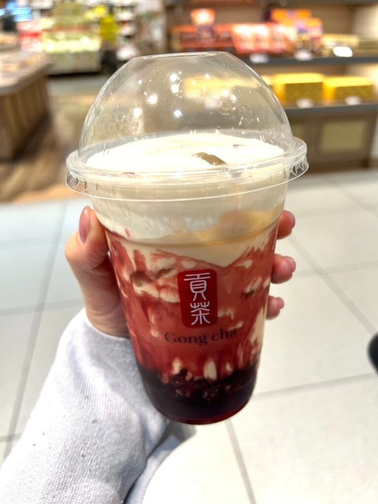 あふれる巨峰 ミルクティー手持ち